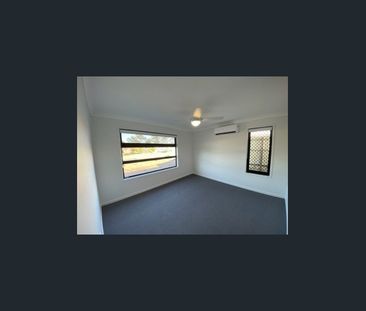 Brand New 4 Bedroom Home - Photo 2