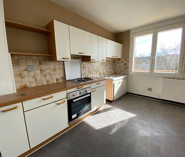 Location Appartement 3 pièces 70m² - Photo 5