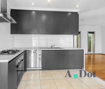 Townhouse With Everything at Your Doorstep - Photo 5