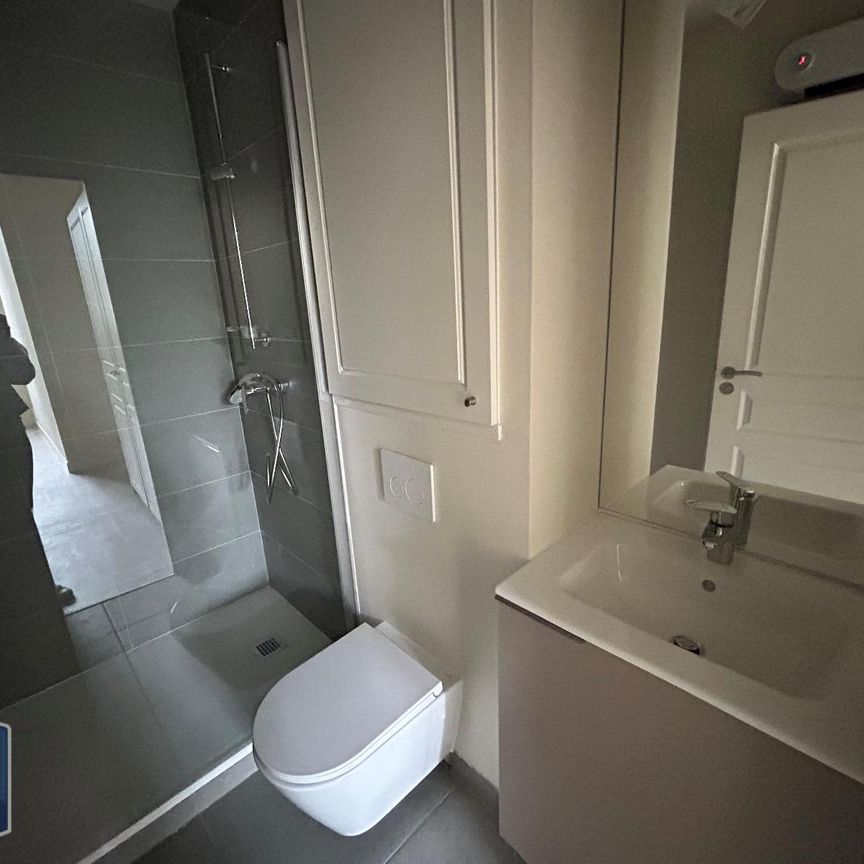 Location Appartement 1 pièce 23m² AGEN 47000 - Photo 2