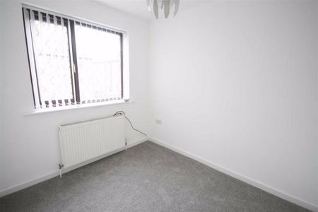 2 bedroom semi-detached house to rent - Photo 3