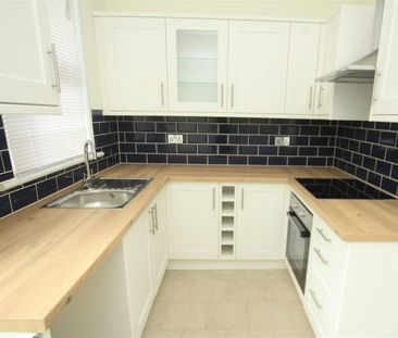 Maisonette to rent on - Photo 6