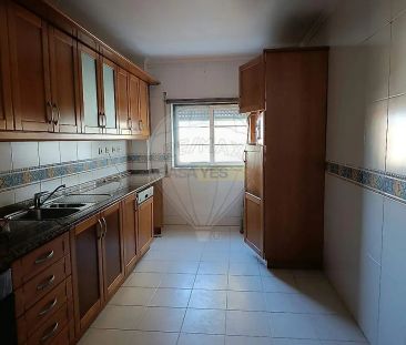Apartment T2 in Santa Iria de Azoia, São João da Talha e Bobadela, ... - Photo 1