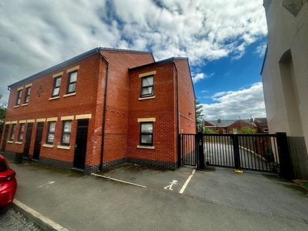 Studio Flat, Villiers St, CV2 - Photo 3