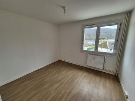 Appartement T4-77m² - Photo 2