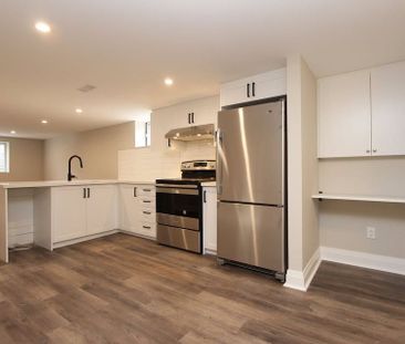 For Lease - 305 Palmerston Avenue, Whitby, Ontario - Photo 4