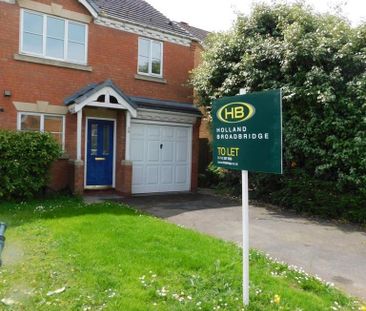 3 bedroom semi-detached house to rent - Photo 2