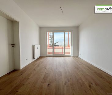 Erstbezug nach Sanierung! Schöne 2-Zimmer-Wohnung mit Dusche, Balko... - Photo 1
