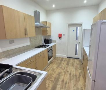 5 bedroom terraced house to rent - Photo 1