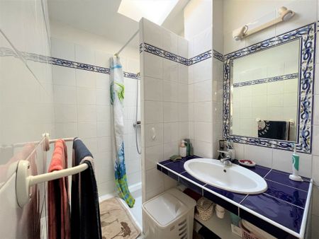 Location Appartement 2 pièces 40m² PUGET VILLE 83390 - Photo 3