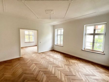 WOHNEN MIT LEBENSQUALITÄT! Hochwertige und neu sanierte 3 Zi-Wohnung - Photo 4