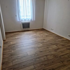 Location Appartement 2 pièces 53m² PAU 64000 - Photo 2