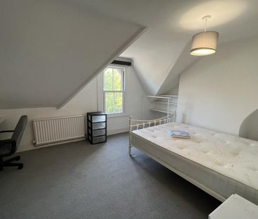 5 bedroom terraced house to rent - Photo 3