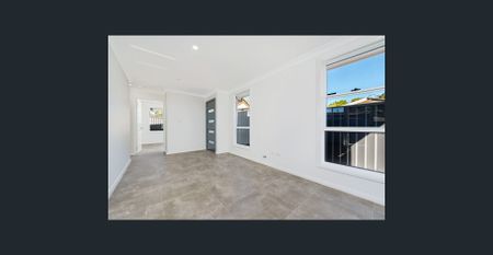 Modern Living - Photo 4