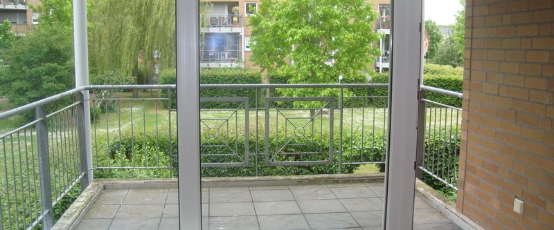 Großzügig geschnittene 2 Zimmer Wohnung mit Balkon in Köln-Holweide! - Foto 1