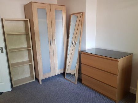 2 bedroom house share to rent - Photo 3