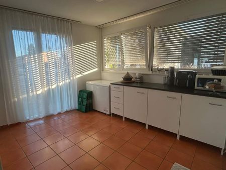 4.5 Zimmer, 123 m², 2. Stock - Photo 4