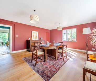 6 bedroom detached house to rent - Photo 3