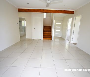 50 Eastbourne Terrace, Macleay Island QLD 4184 - Photo 4