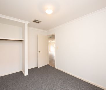 33 Blue Mountain Link, Merriwa WA 6030 - Photo 5