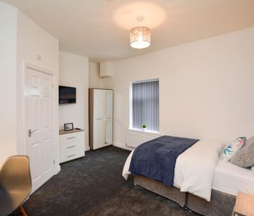 1 bed Room for Rent - Photo 2