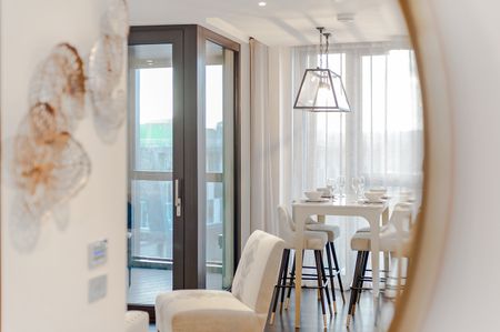 Thornes House, 4 Charles Clowes Walk, London, SW11 flat to rent - Photo 5