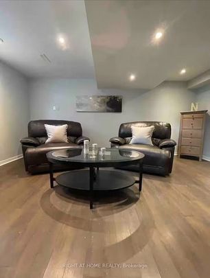 For Lease - 18 Ravenrock Court, Toronto, Ontario - Photo 1