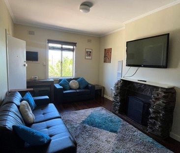 32 Jenkins Avenue - Photo 1