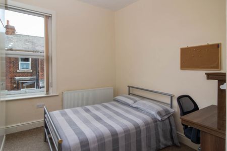 De Lacy Street, Ashton-on-Ribble - Photo 5