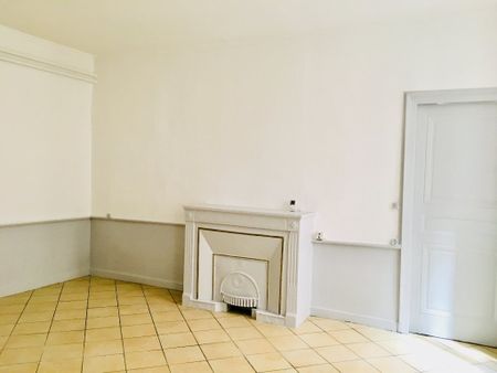 APPARTEMENT T6 A LOUER - Photo 4