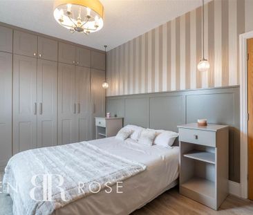 2 bedroom terraced house to rent - Photo 4