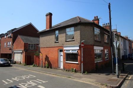 1 bedroom house of multiple occupation to rent - Photo 2