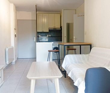 Beau T2 meublé de 28 m² + Balcon au calme + Parking dans Résidence ... - Photo 2