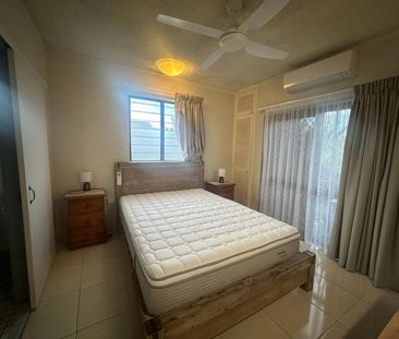 Furnished & Spacious Inner-City Apartment! - Photo 6