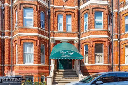 Studio to rent - Photo 4