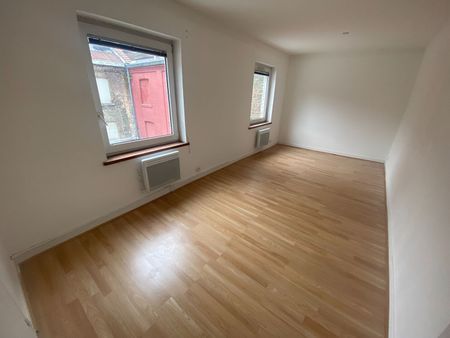 T3 de 78.44 m², rue de Ratisbonne – angle Solférino-Gambetta réf 4327 - Photo 3