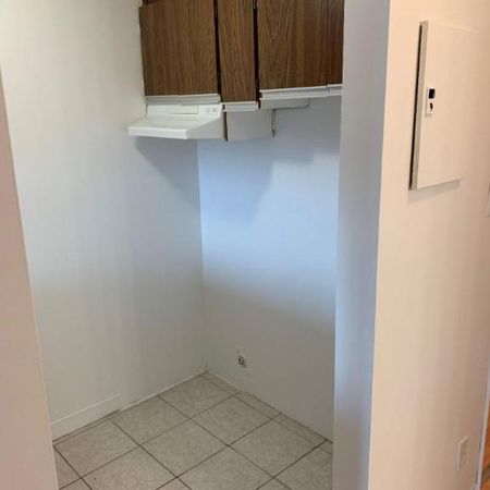 1 CH - 1 SDB - Montréal - $1,245 /mo - Photo 3