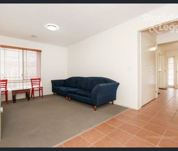 31 Scarlet Drive, Bundoora, Vic 3083 - Photo 6