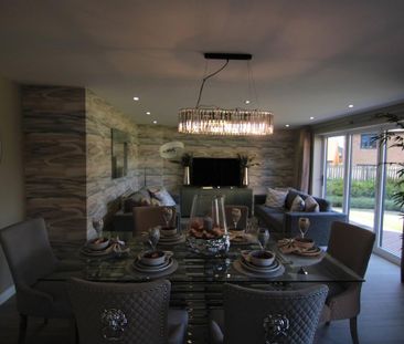5 bedroom detached house to rent - Photo 3