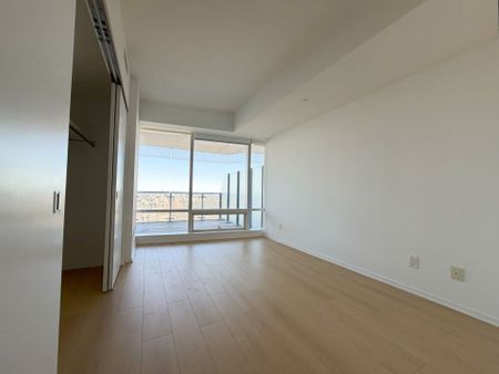 For Lease - 1 Bloor Street Unit# 5609, Toronto, Ontario - Photo 4
