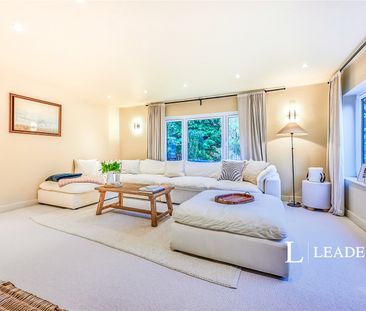 4 bedroom house to rent Stane Close, CM23 - Photo 1