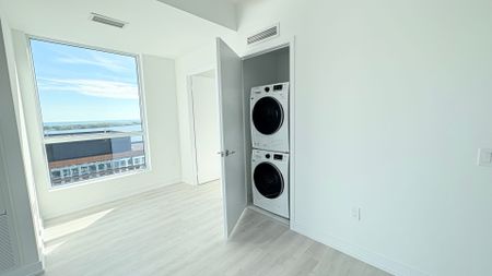 For Lease - 15 Richardson Street Unit# 1906, Toronto, Ontario - Photo 2