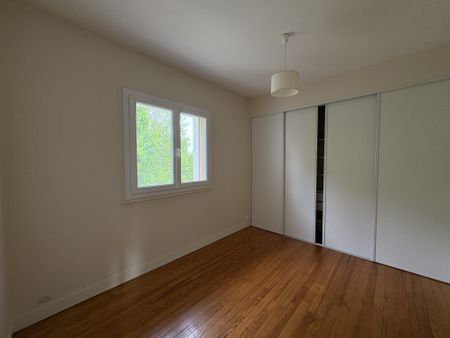 Appartement 2 Pièces + parking extérieur - Photo 2