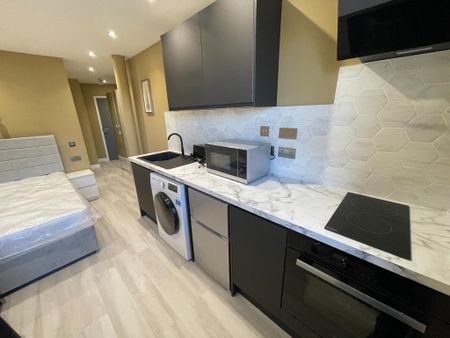 Studio to rent - Photo 2
