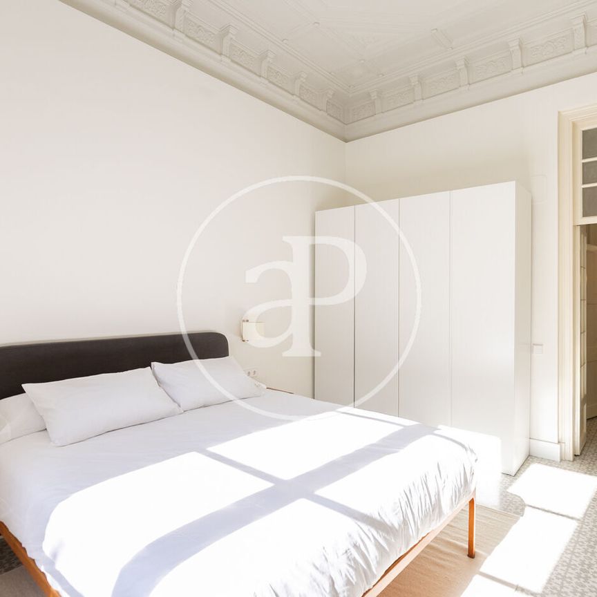 Rental Apartment on Gran Via de les Corts Catalanes - Photo 1