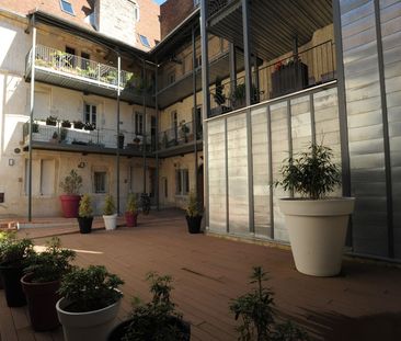 T1 bis centre-ville Besançon - Photo 3
