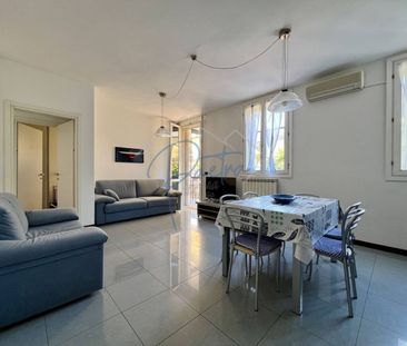 Trilocale viale Roma, 337, Marina di Massa Centro, Massa - Photo 2
