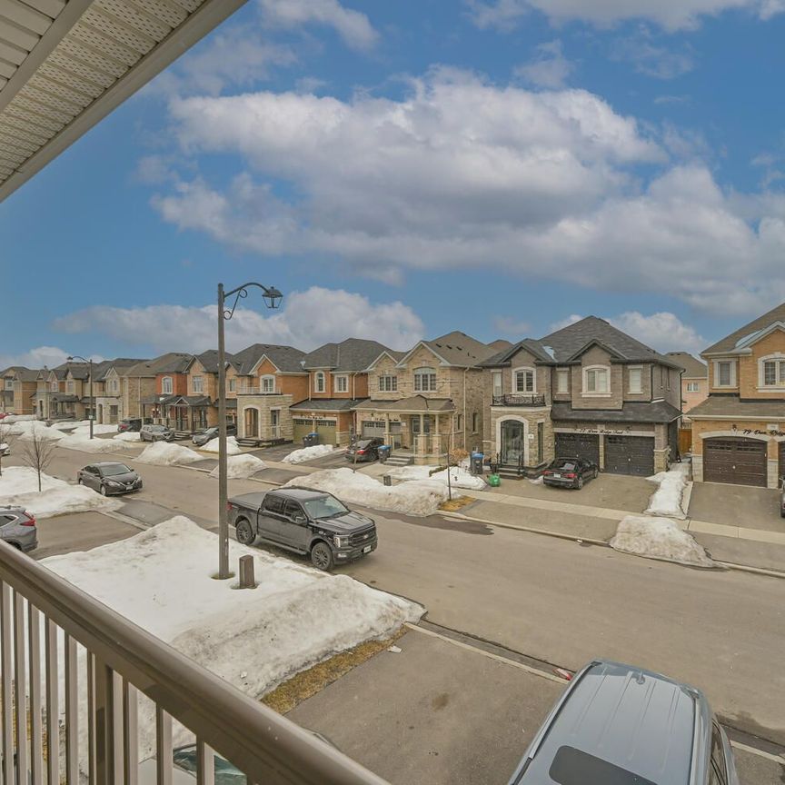 For Lease - 80 Deer Ridge Trail, Caledon, Ontario - Photo 1