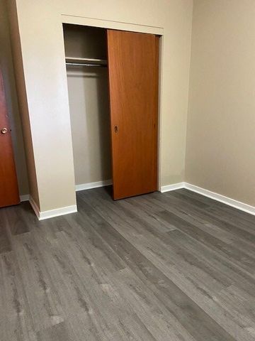 1 BDRM/1 BATH - 422 4TH AVE N - Available NOW! *RENT SPECIAL* - Photo 4