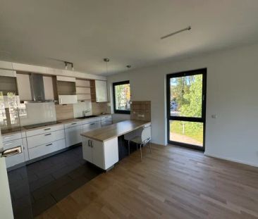 Moderne Etagenwohnung im schönen Lemmerzpark *Einbauküche - Photo 6